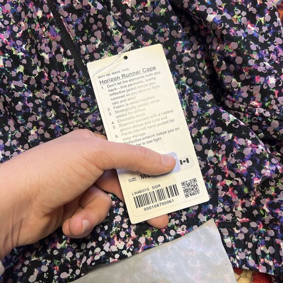 Lululemon SEAWHEEZE Horizon Runners Cape M/L Hooded Reflective Rainbow Jacket - Picture 12 of 15